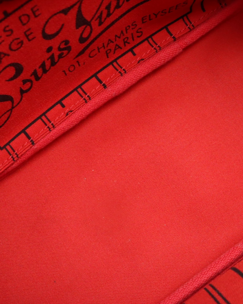 Louis Vuitton Neverfull Damier PM Bag