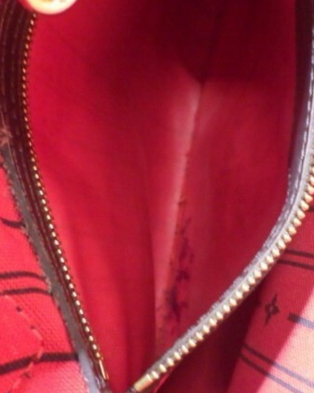 Louis Vuitton Neverfull Damier PM Bag