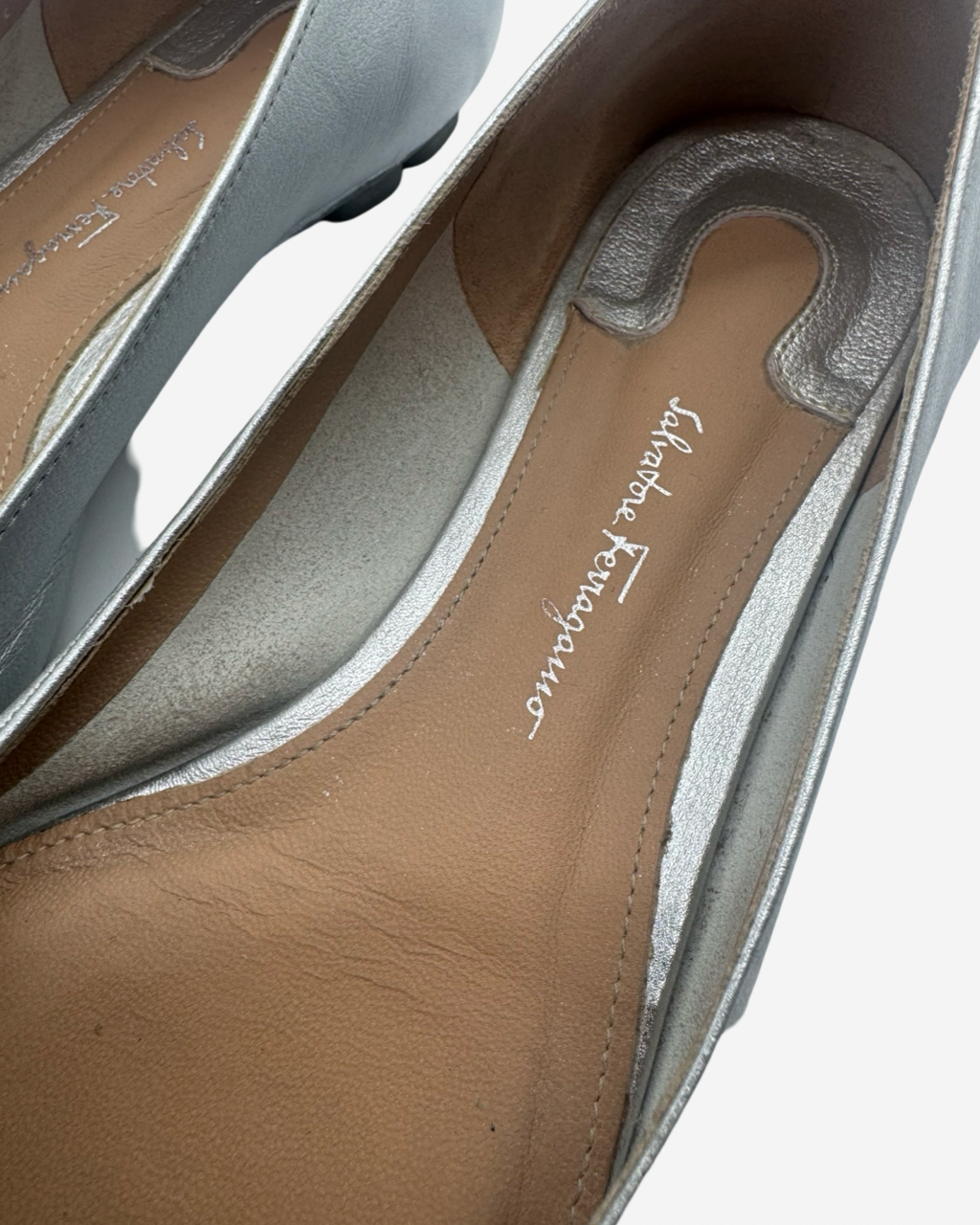 Ferragamo Metallic Flats 36