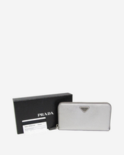 Cartera Prada Plateada