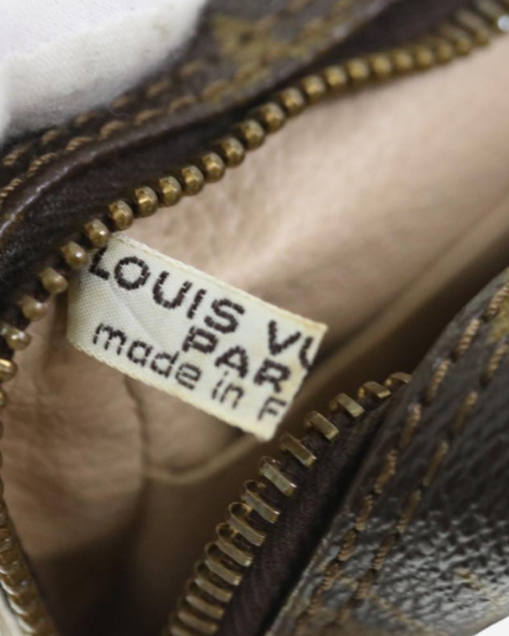 Pouch Louis Vuitton Trousse de Toilette