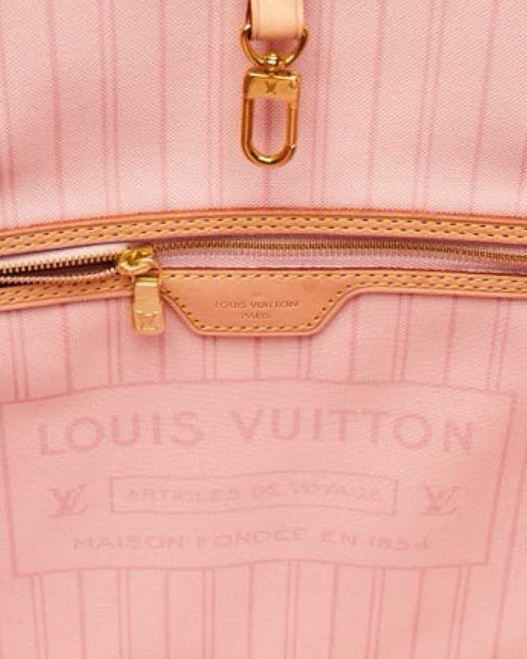 Louis Vuitton Neverfull MM Bag
