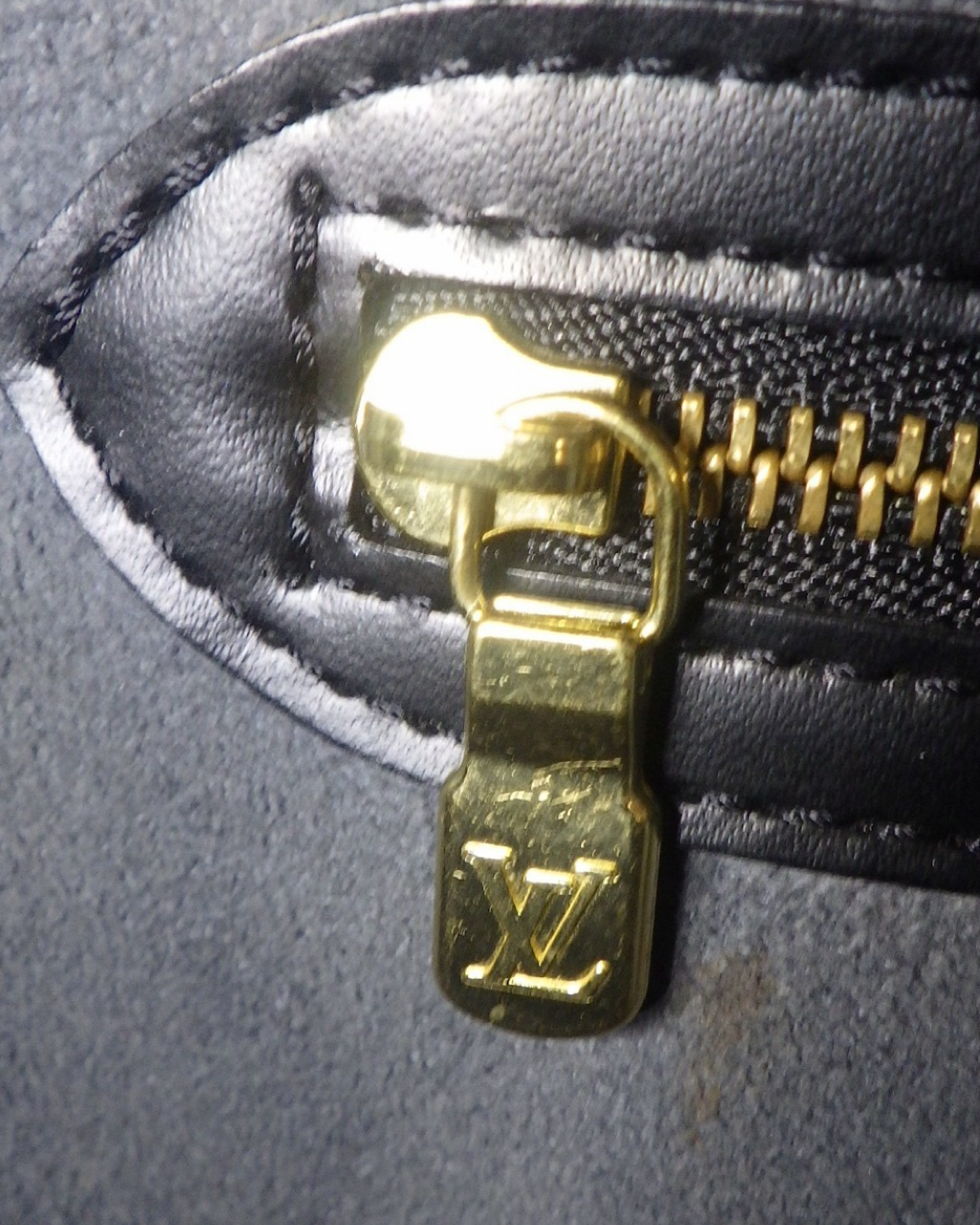 Louis Vuitton Saint Jacques Epi Bag