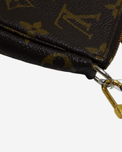 Louis Vuitton Pochette Monogram Bag