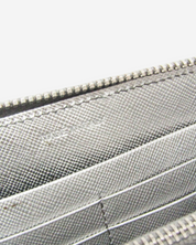 Cartera Prada Plateada