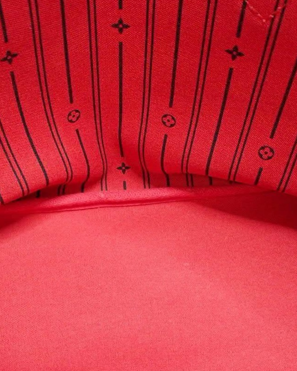 Louis Vuitton Neverfull Damier PM Bag