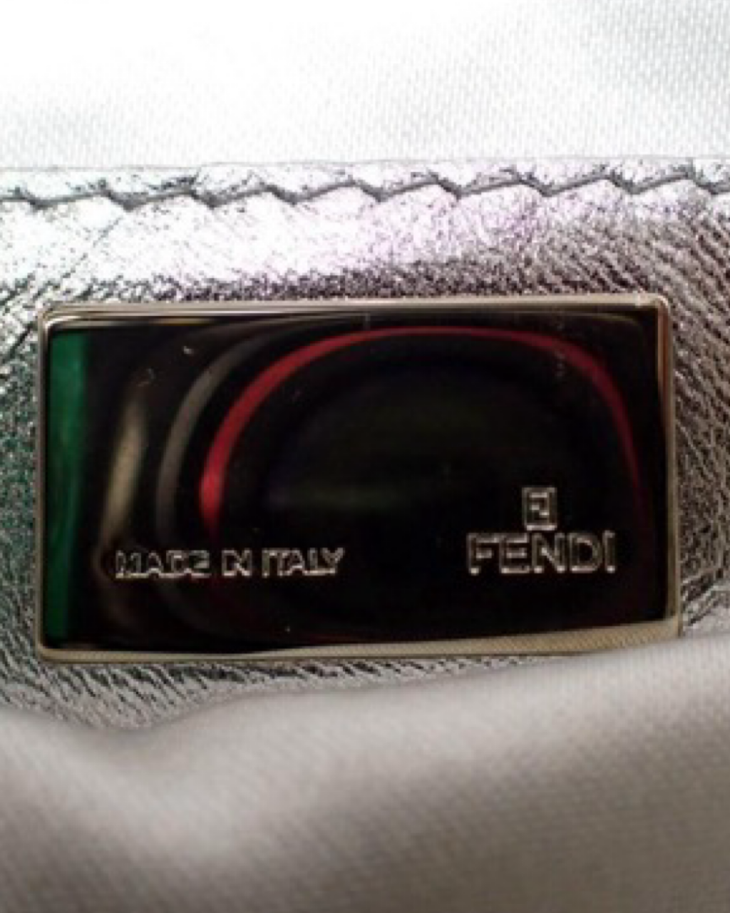 Bolsa Fendi Mini Baguette