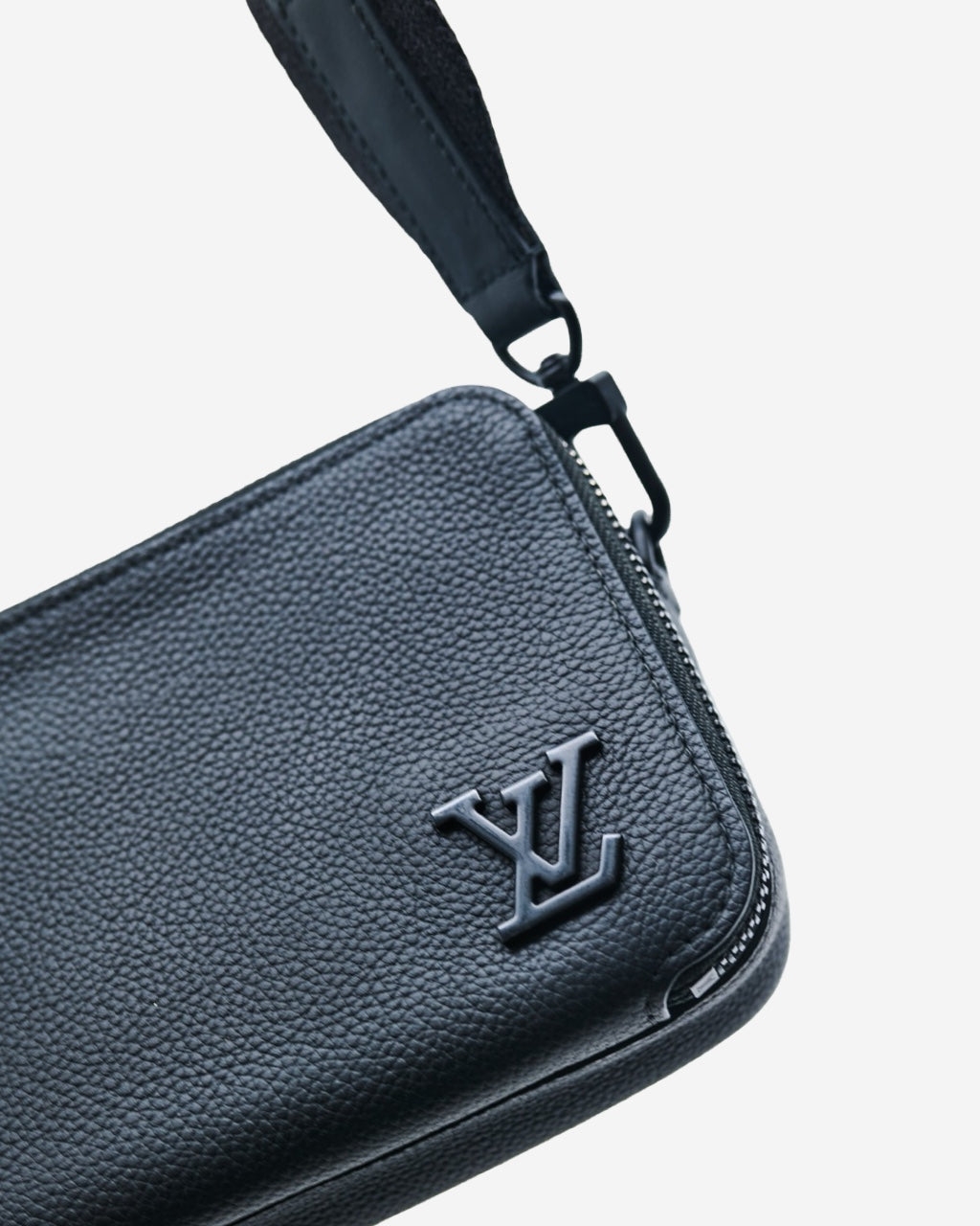 Alpha Louis Vuitton bag