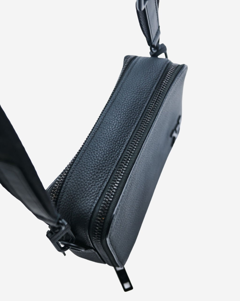 Alpha Louis Vuitton bag