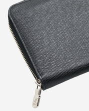 Louis Vuitton Taiga Wallet