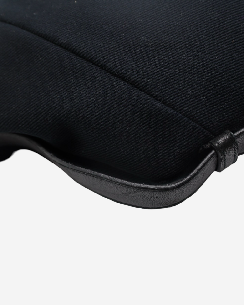 Bolsa Saint Laurent Mombasa YSL Logo 2001