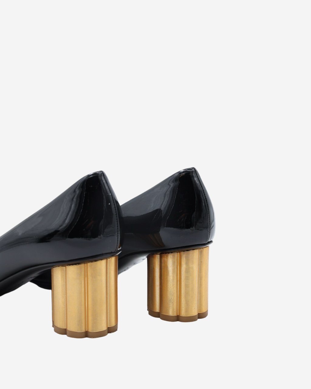 Ferragamo heels size 40.5