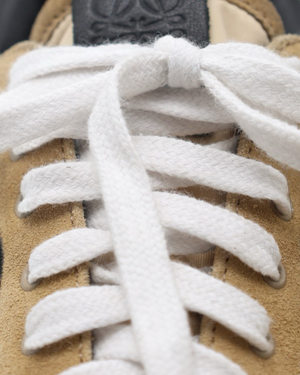 Loewe Flow Runner 43 Sneakers