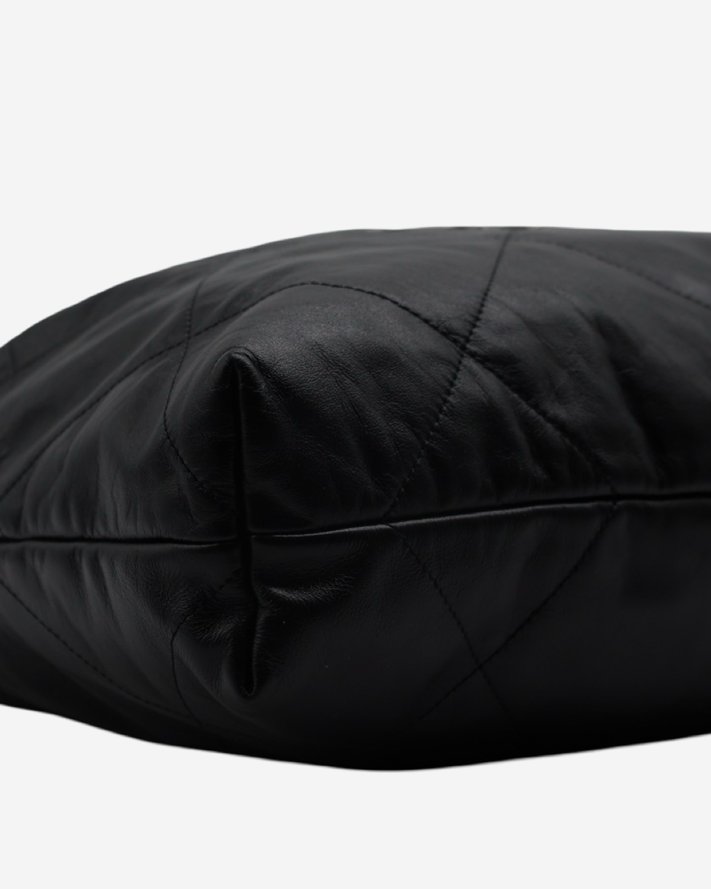 Chanel 22 Lambskin Bag 2022