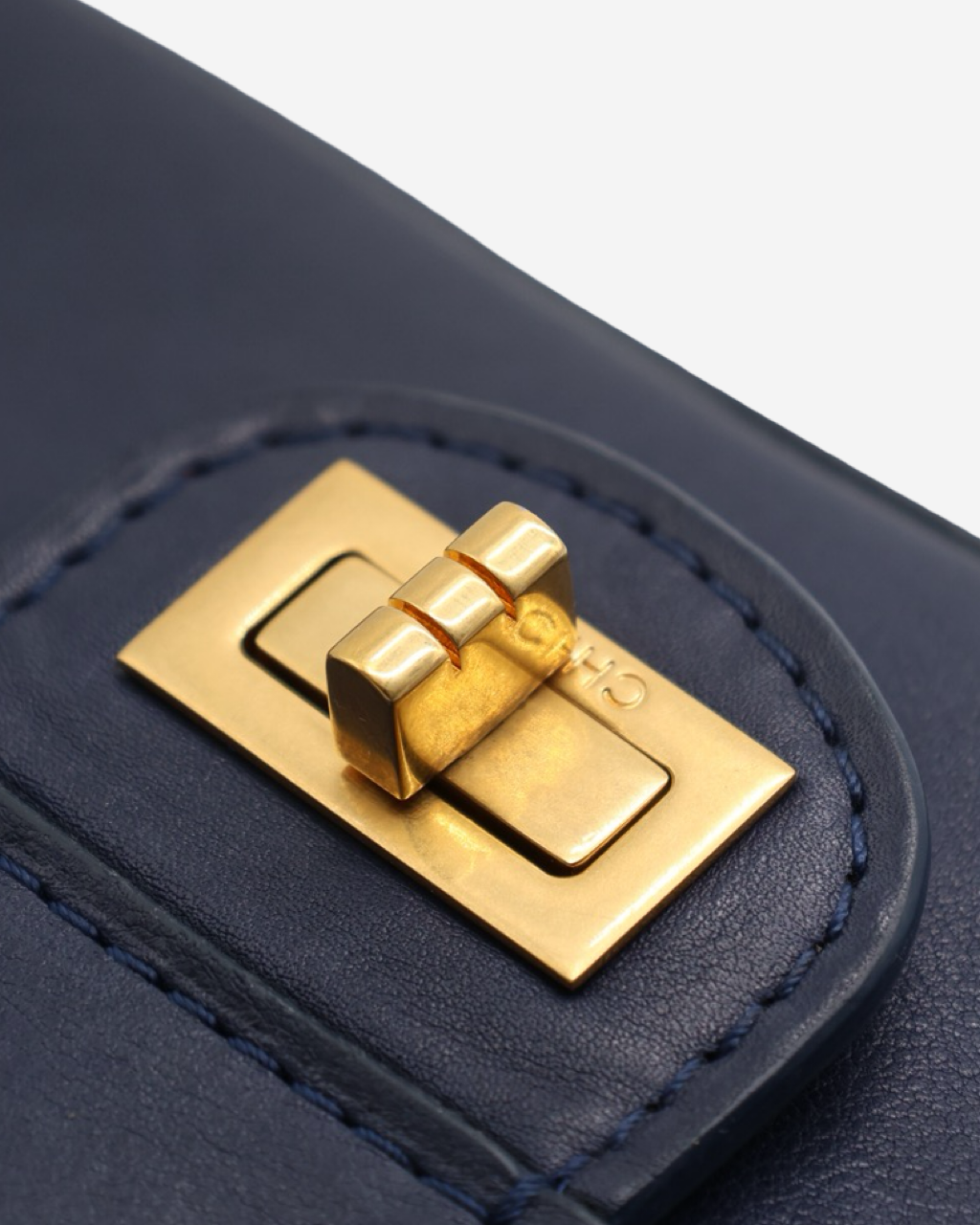 Bolso Chanel Reissue 2.55 Medallion 2017