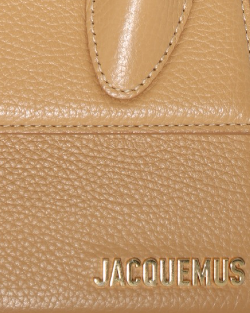 Bolso Jacquemus Le Chiquito Moyen