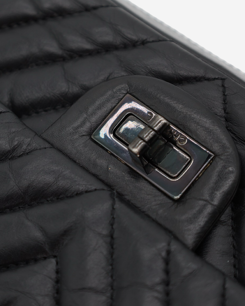 Bolso Chanel So Black Re-issue 2.55 2017