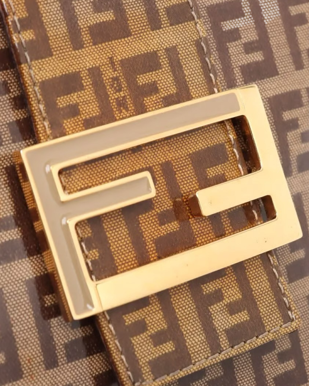 Bolso Fendi Zucchino Vinyl Baguette