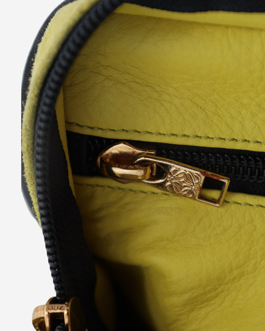 Bolso Loewe Amazona 35 East West