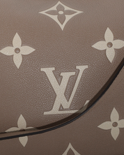 Bolso Louis Vuitton Loop Hobo Monogram