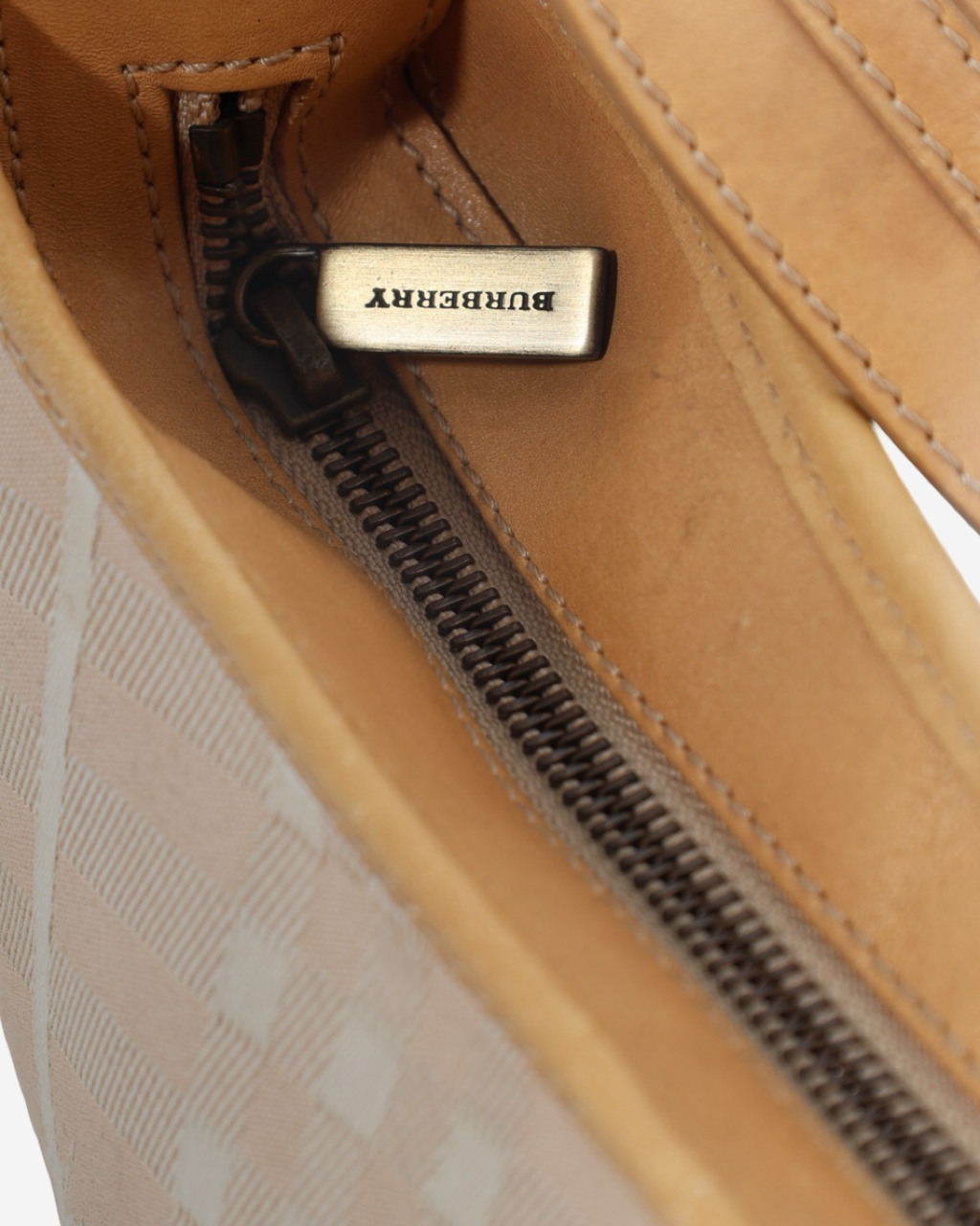 Bolso Burberry Canvas Haymarket Check