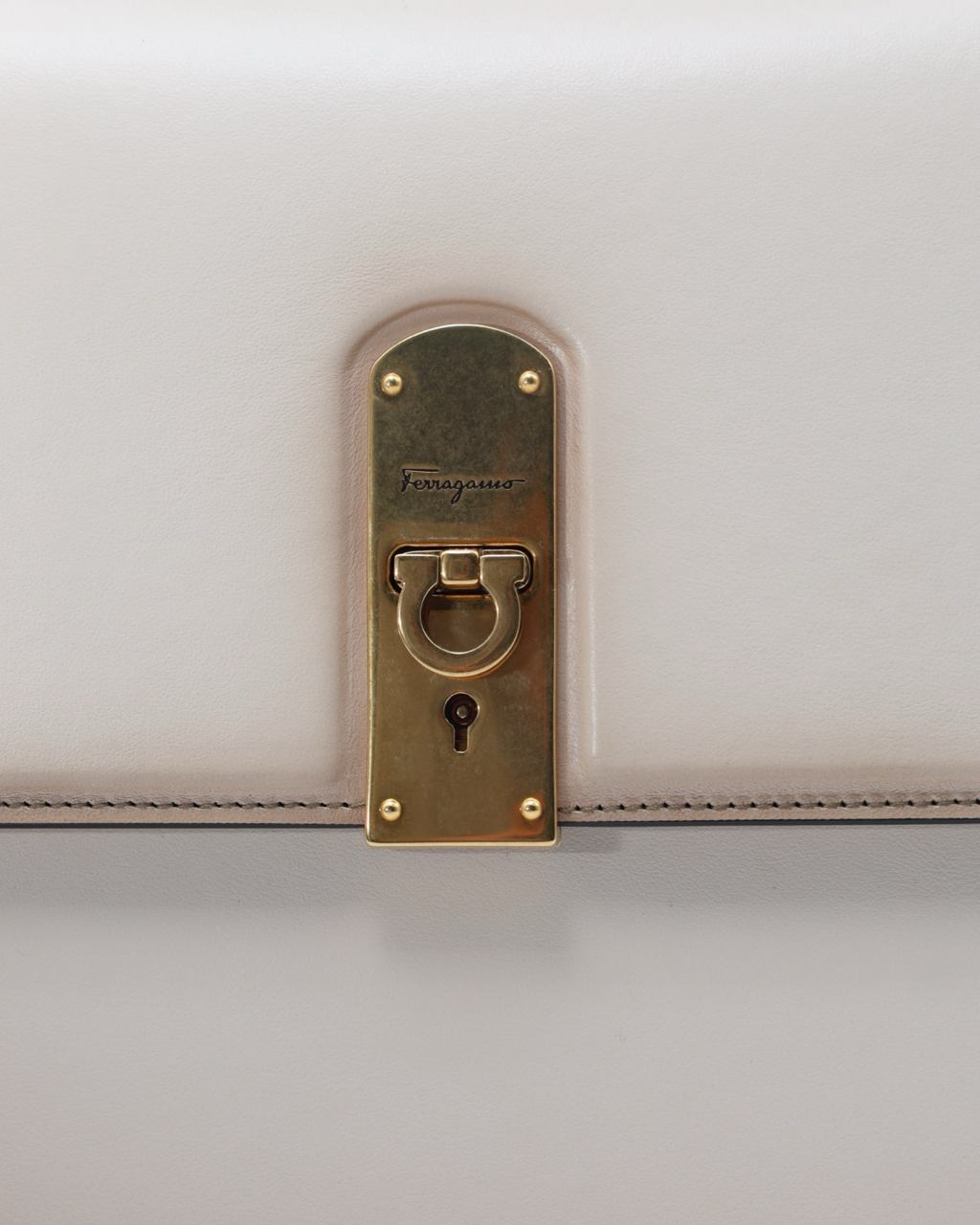 Bolso Ferragamo Boxyz
