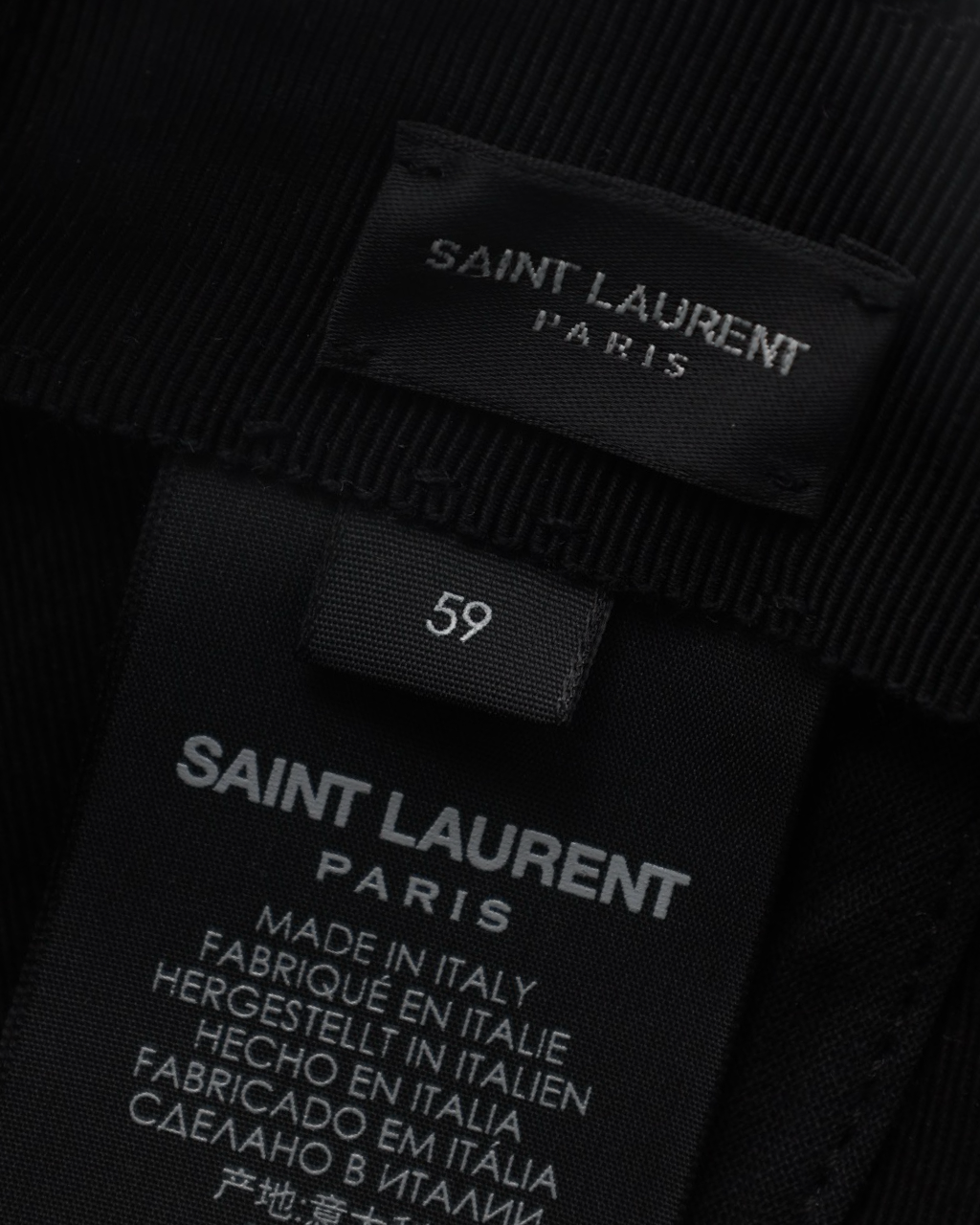 Gorra Saint Laurent Cassandre