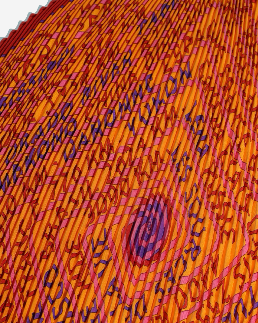 Hermès Carre Plisse 90 Scarf