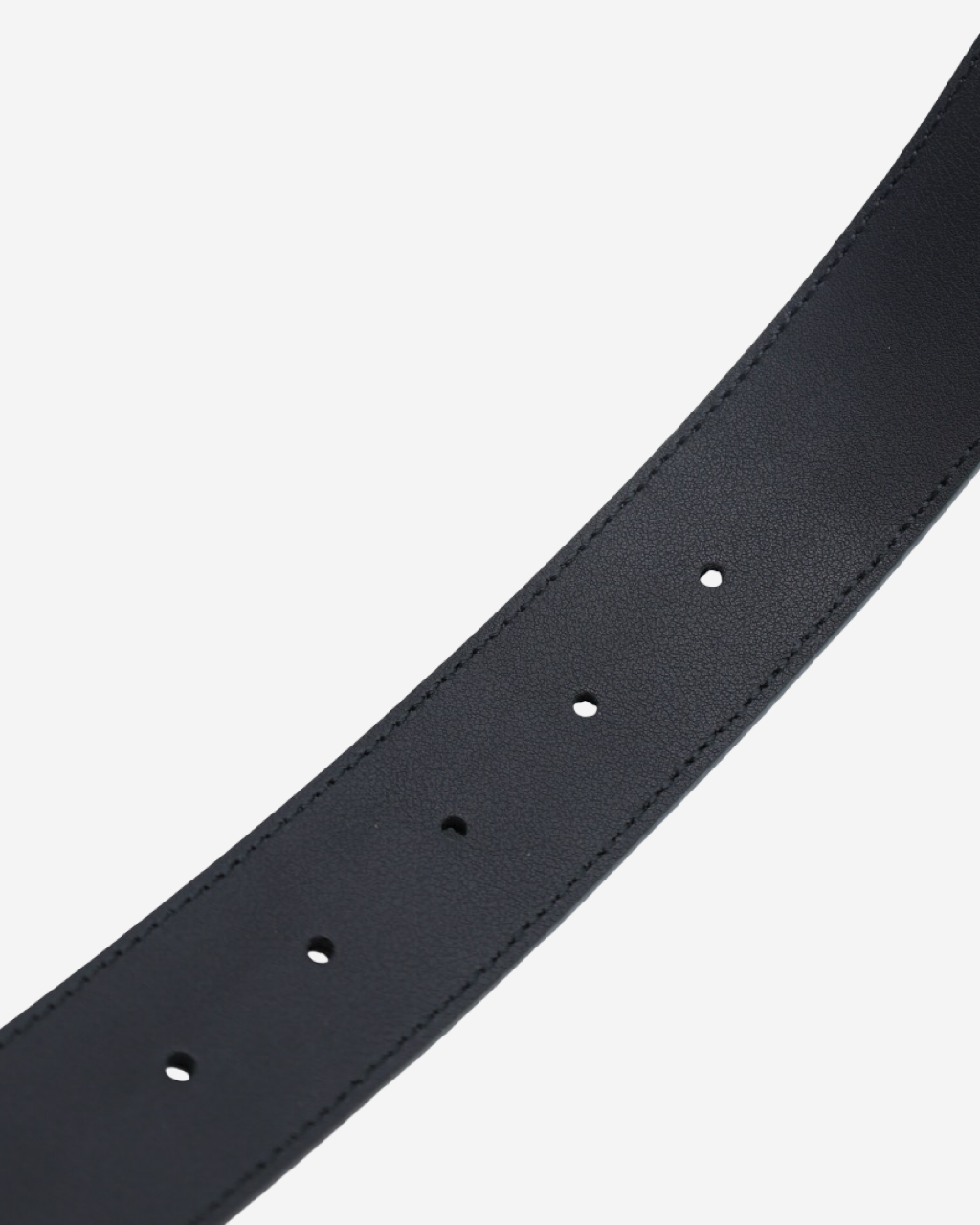 Cinturón Gucci GG Supreme Reversible