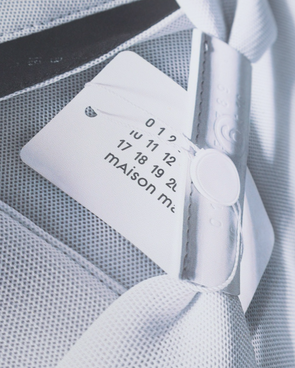 Bolso Maison Margiela MM6 Folded Clutch