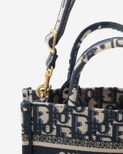 Bolso Dior Book Mini Tote 2023