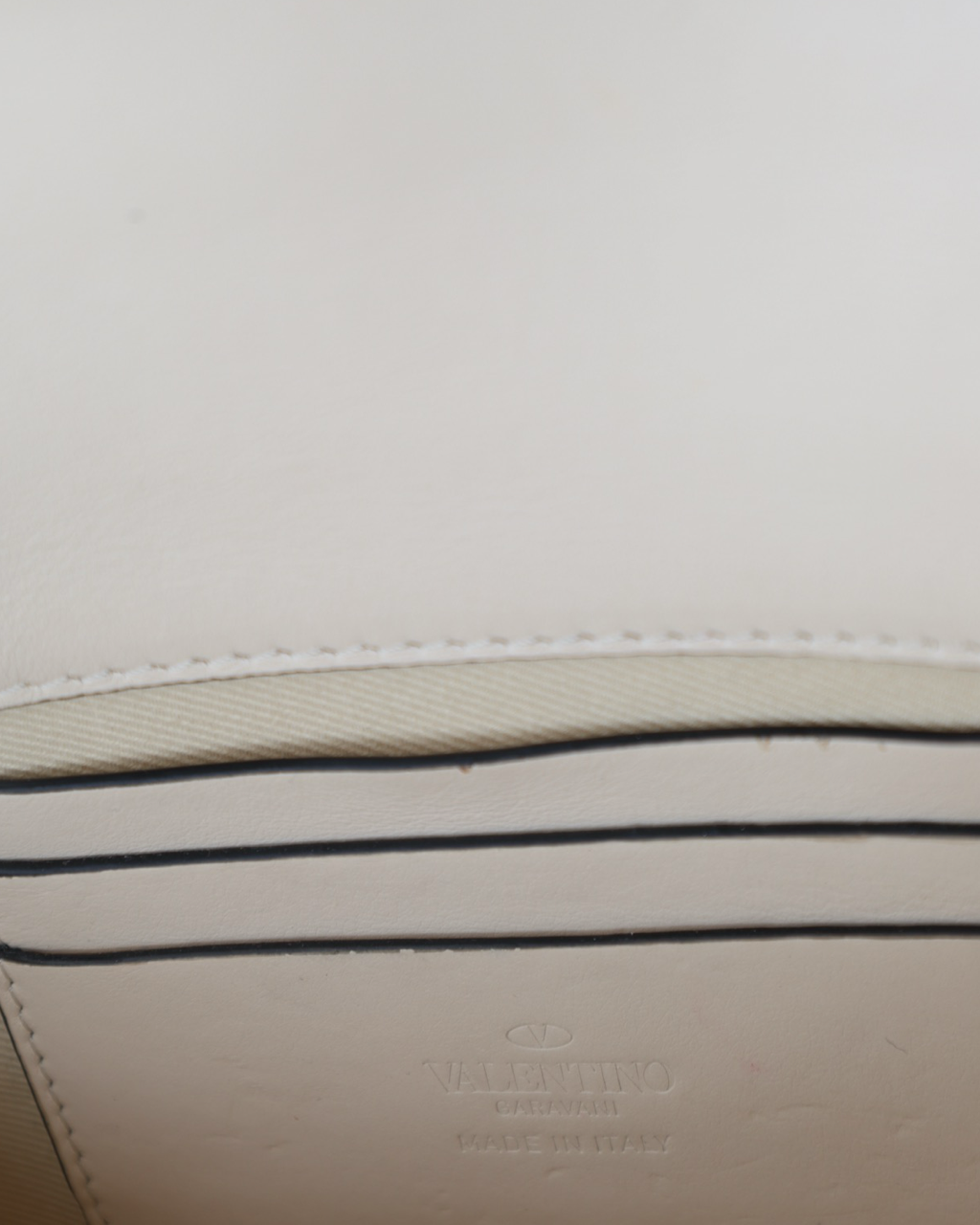 Bolso Valentino VLogo
