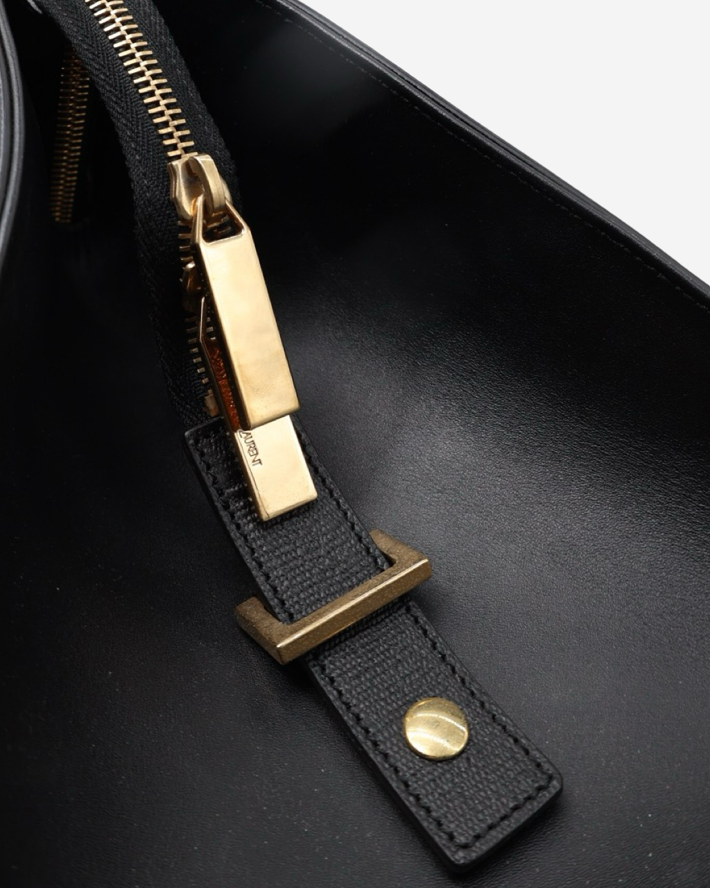 Saint Laurent Cabas Chyc Bag