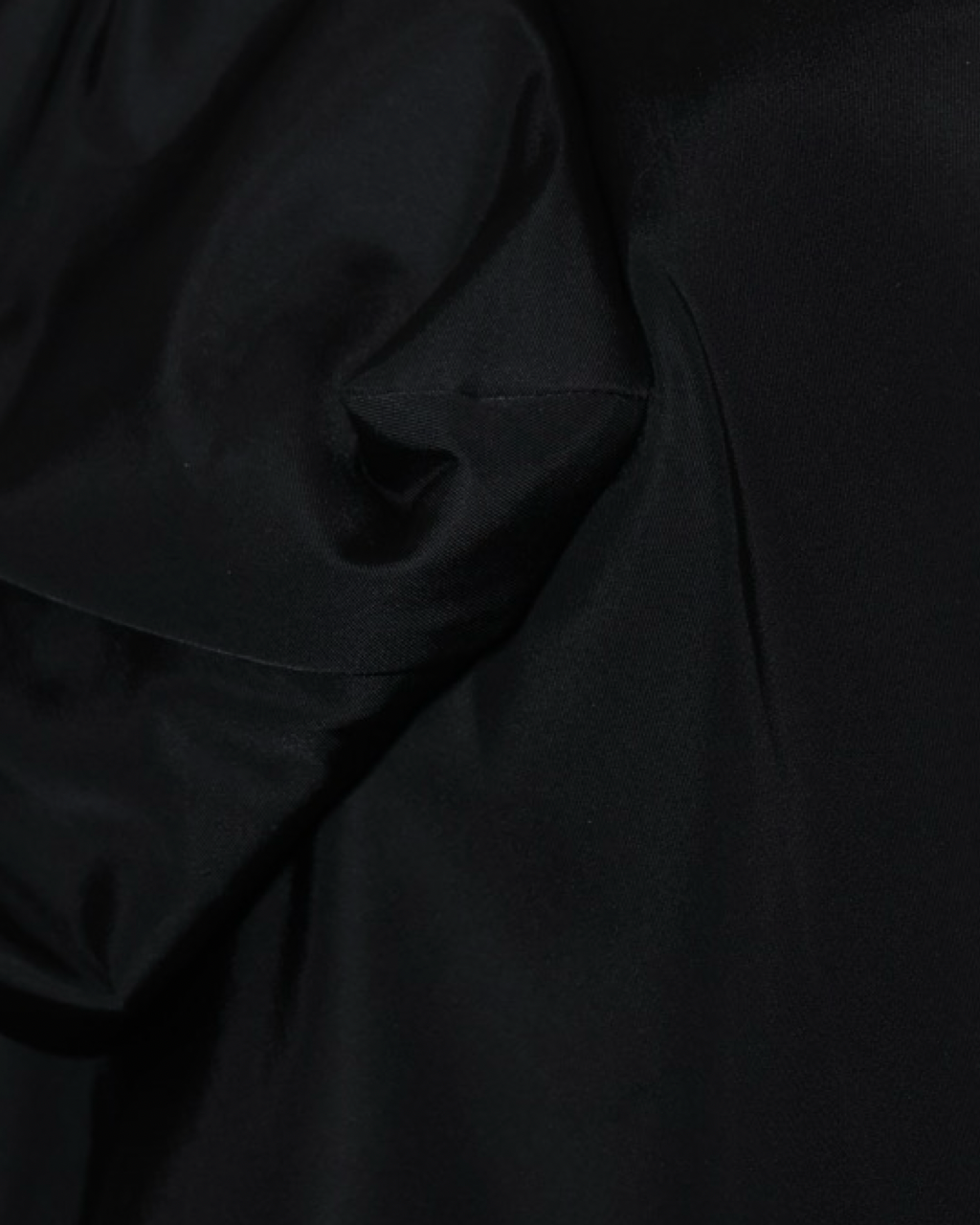 Impermeable Prada Re-Nylon XS