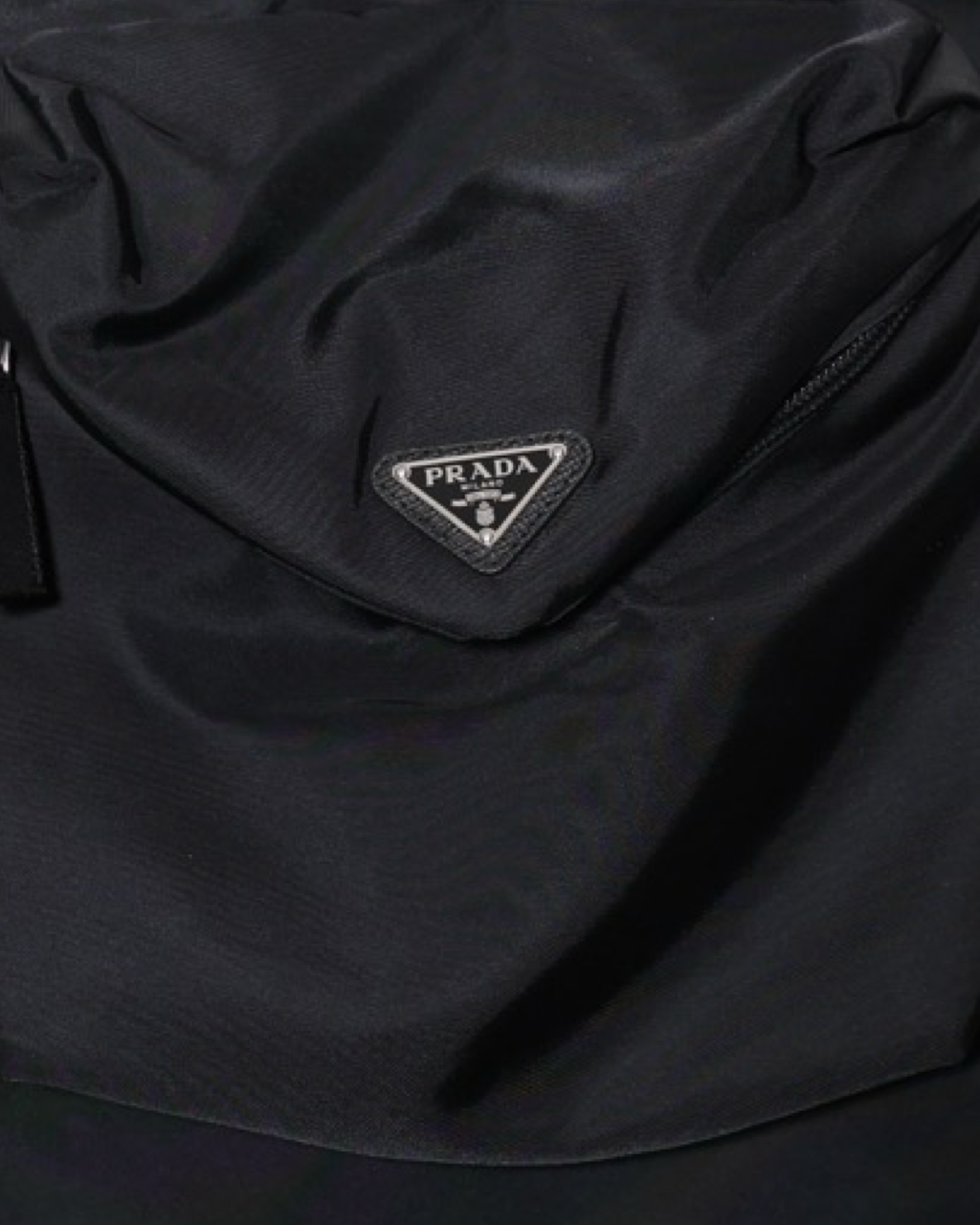Impermeable Prada Re-Nylon XS