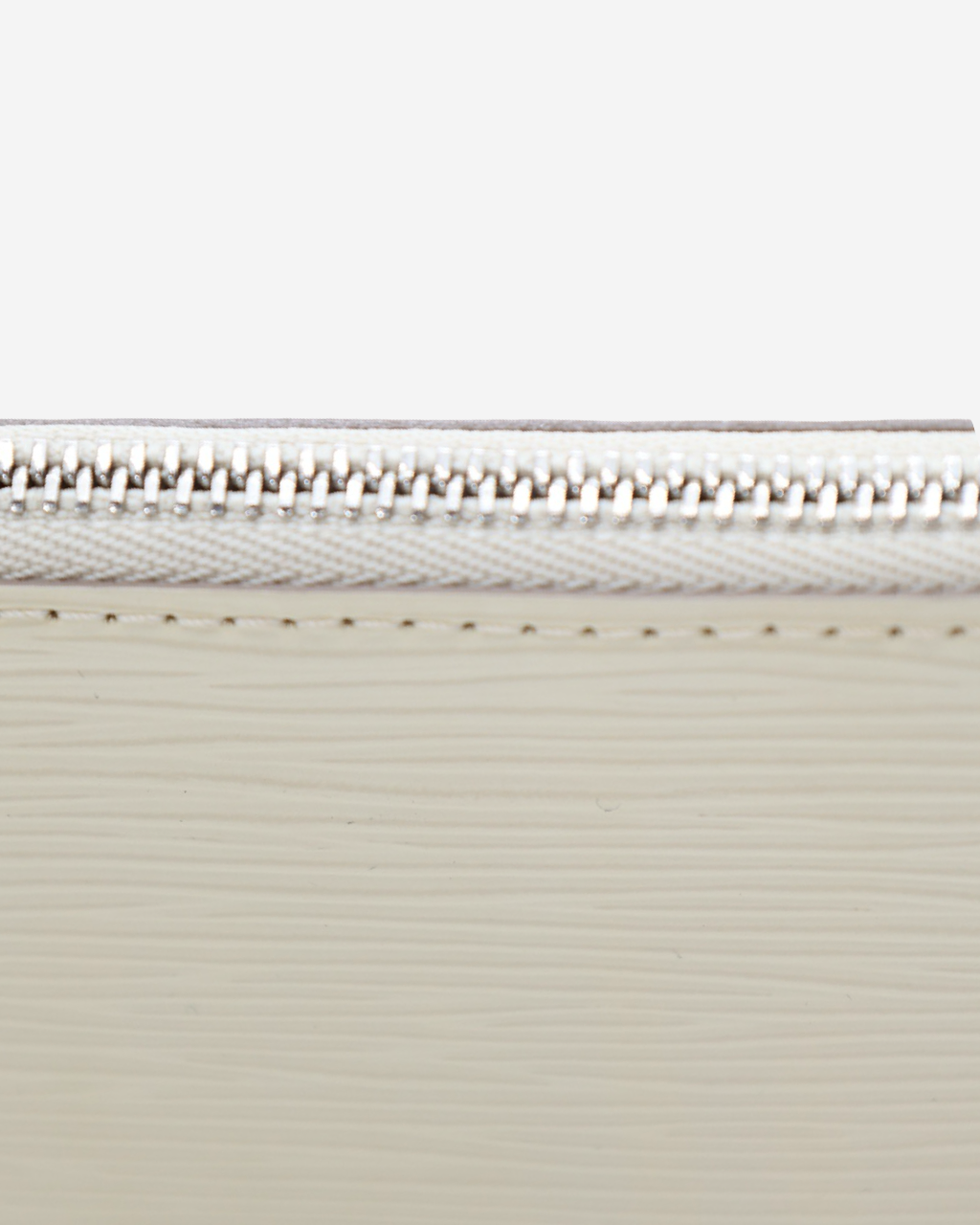 Bolso Louis Vuitton Pochette Epi 2011