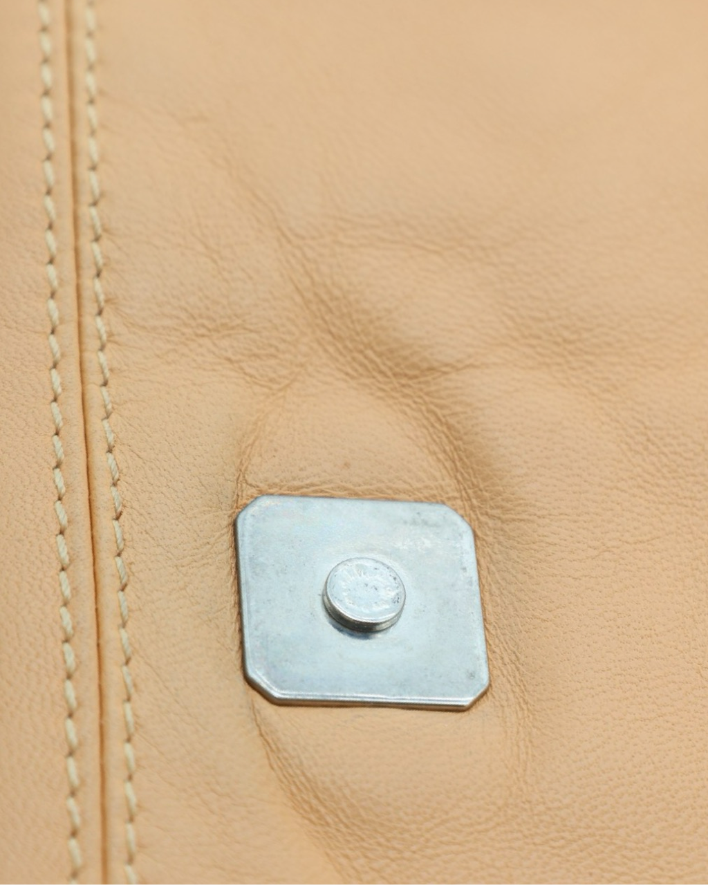 Bolso Fendi Pochette FF