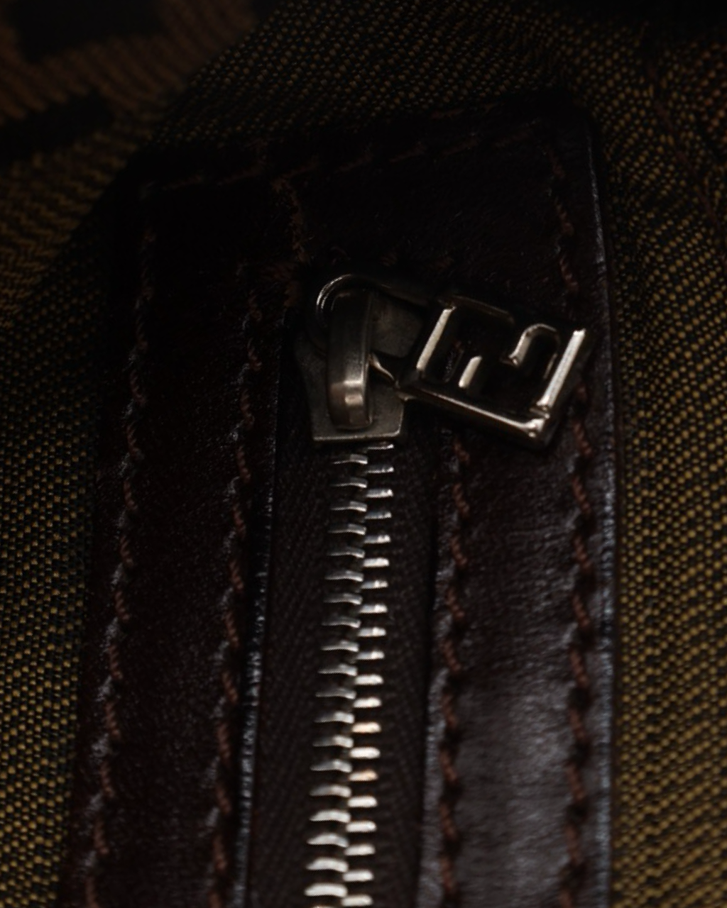 Bolso Fendi Baguette Zucca