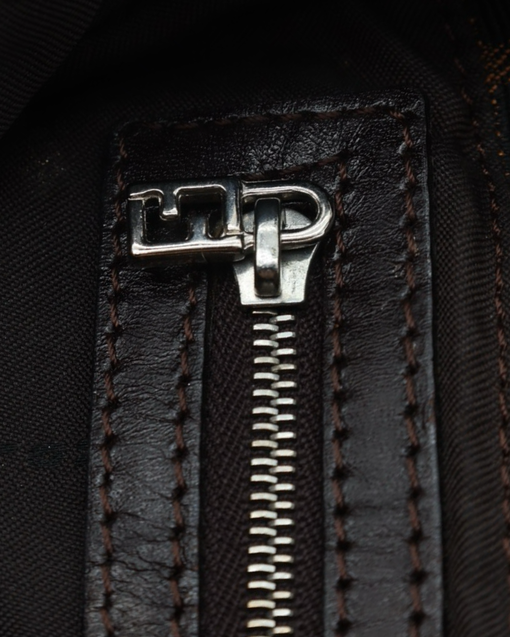 Bolso Fendi Baguette Zucca