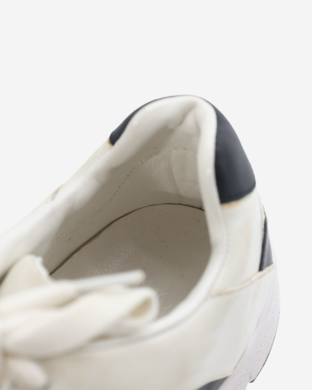 Gucci Interlocking Logo Sneakers 44