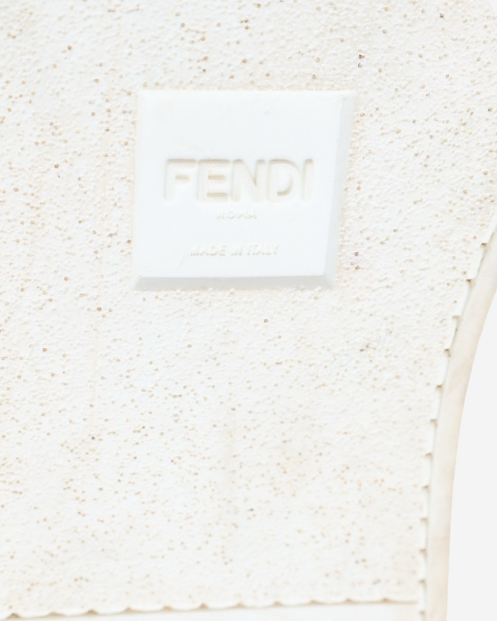 Tenis Fendi 44
