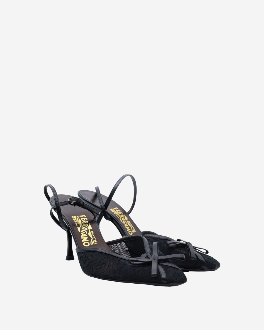 Ferragamo Lace Pumps 40