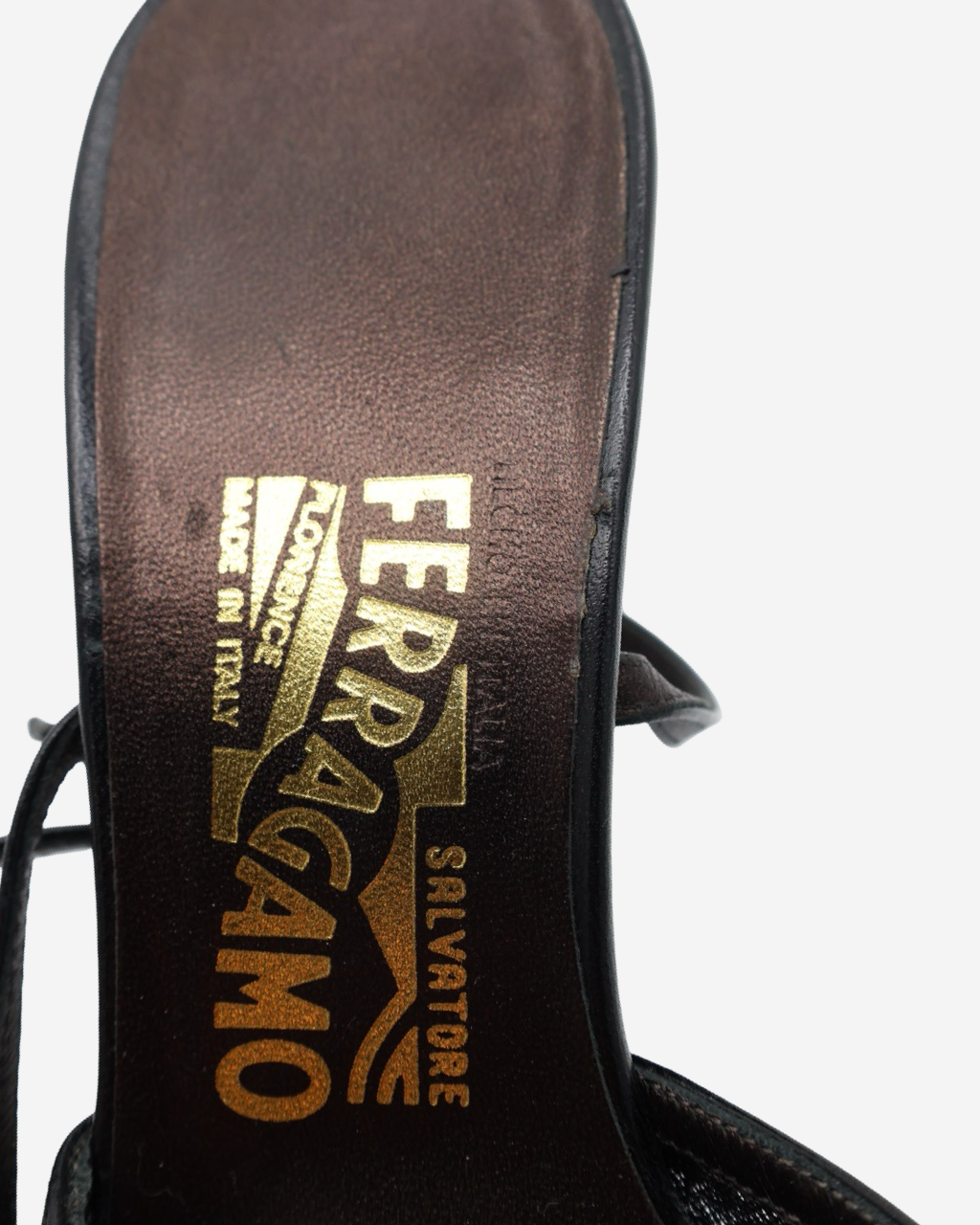 Ferragamo Lace Pumps 40