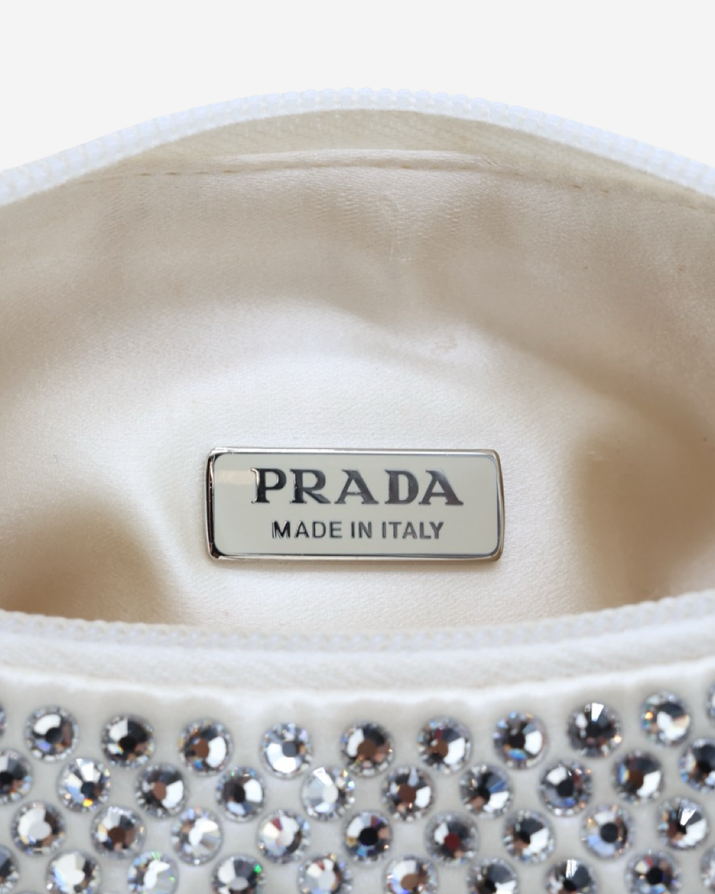 Bolso Prada Re-Edition 2000