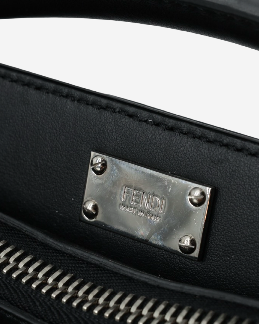 Maletín Fendi Peekaboo