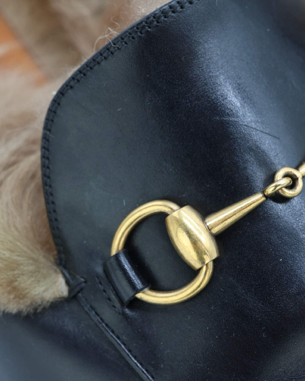Mules Gucci Princetown Fur 46