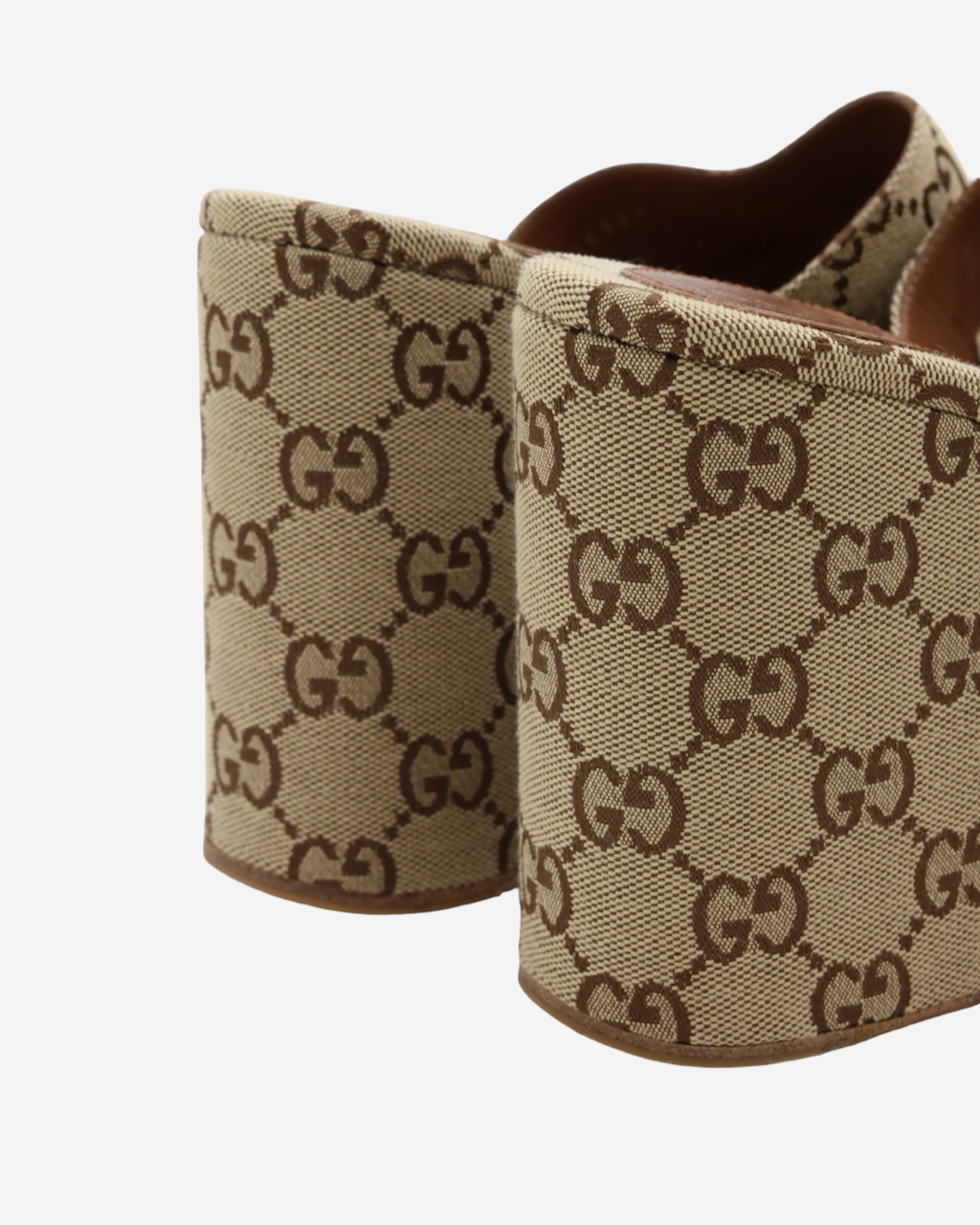 Sandalias Gucci GG Supreme Horsebit 37