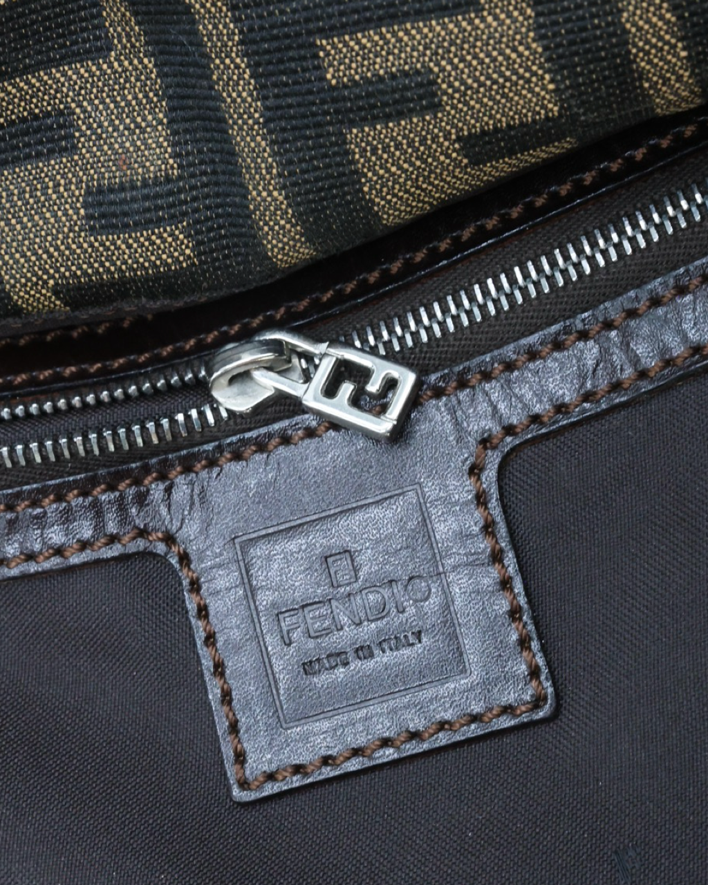 Bolso Fendi Mamma Baguette Zucca