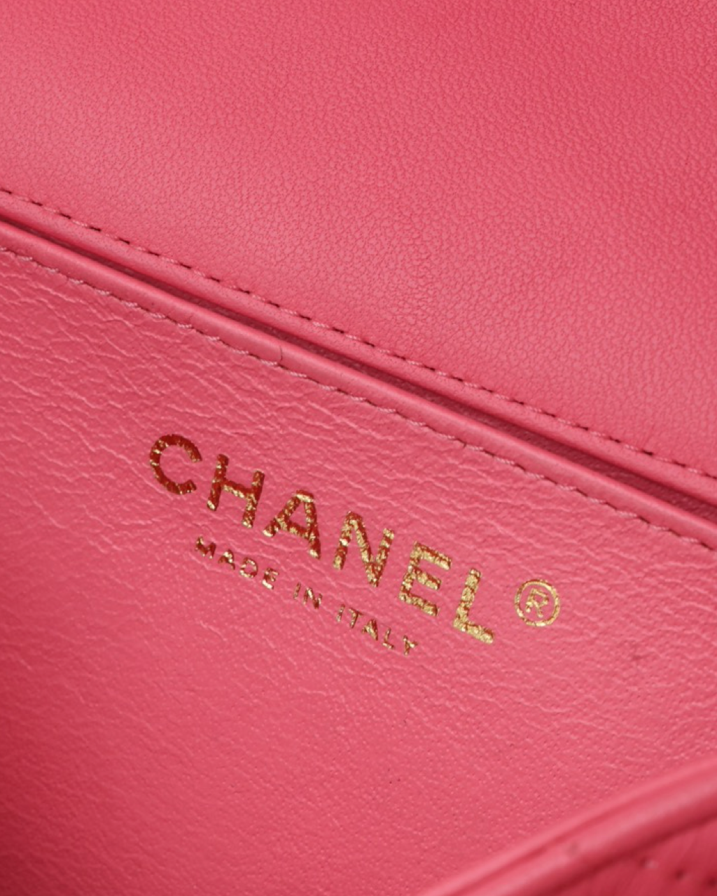 Bolso Chanel Mini V for Victory 2017