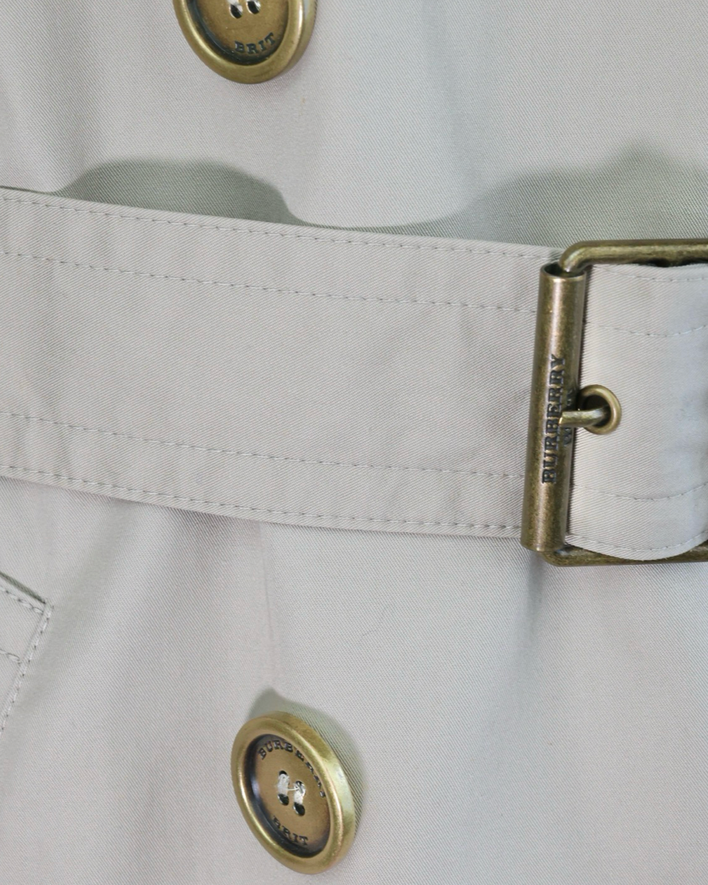 Abrigo Burberry 44 IT